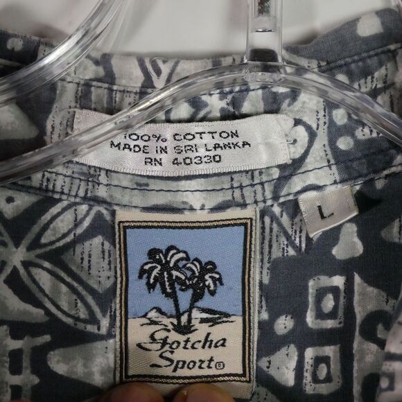 Gotcha Sport Men's Size L Hawaiian Button Down Shirt Gray Geometric Pattern - Picture 3 of 11